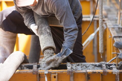 型枠大工は将来性が高い？未経験からプロを目指せる環境